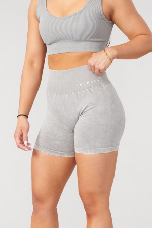 Women's YoungLA W111 Carbon Scrunch Biker Shorts Grey | 763-FDHMRN