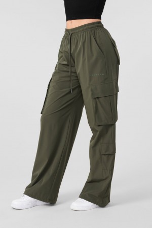 Women's YoungLA W219 Travel Cargo Joggers Olive | 195-SHVBXQ